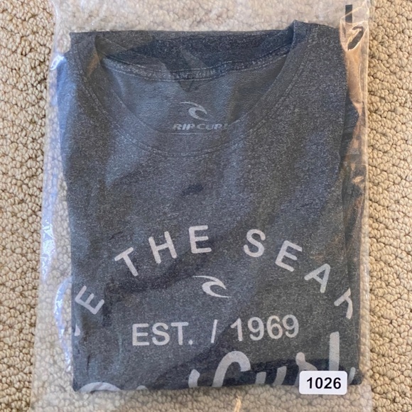 RIP CURL Surf “Live the Search” Tee Shirt Men M Medium - Picture 5 of 5